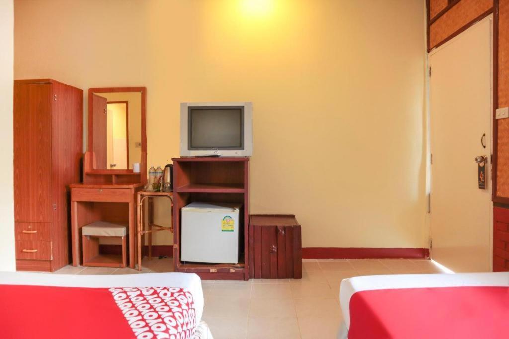 Ao Nang Oyo 681 Paradise Hotel מראה חיצוני תמונה